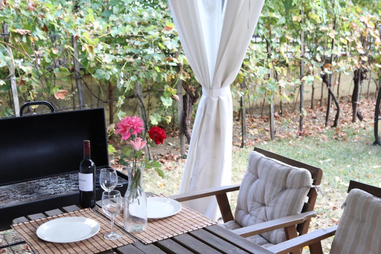 Grape&Wine Guesthouse Eger Extérieur photo
